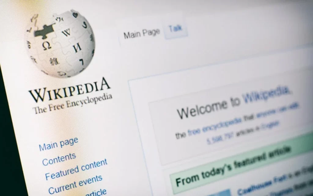 Wiki ИИ — новая парадигма коллективного создания знаний с помощью искусственного интеллекта 5 Wiki ИИ