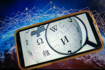 Wiki‑нейросеть: нейросети для энциклопедий, генерация и верификация знаний